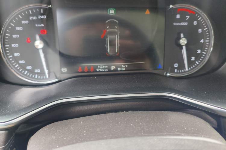 Used Roewe RX8 2019 30T Smart Connectivity Two-Wheel Drive Supreme Flagship Edition