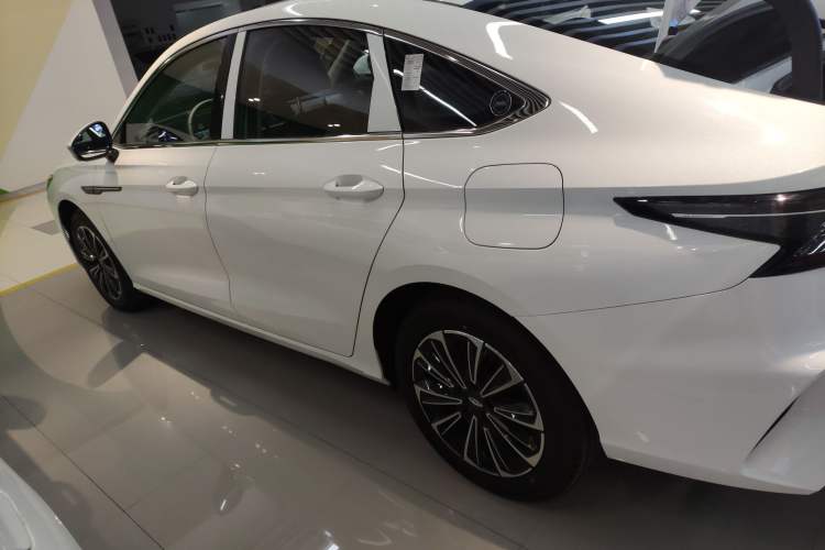 Used Chery Fengyun A8 2024 127 Far Voyage Luxury Edition Left Side