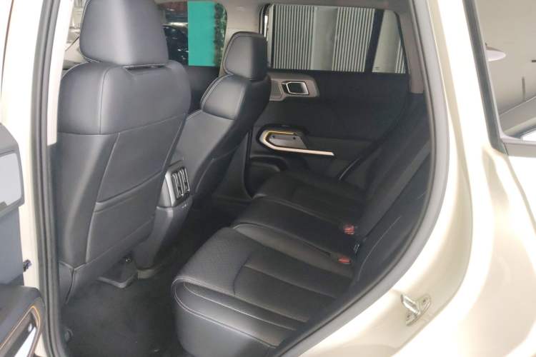 Used Formula Leopard Titanium 3 2025 501KM All-Wheel Drive Intelligent Driving Ultra Version