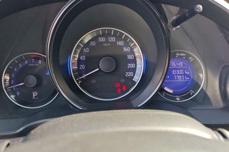 Used Honda Fit 2016 1.5L LXS CVT Comfort Sunroof Version
