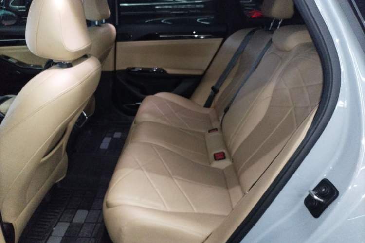 Used Geely Galaxy L6 2024 125km PLUS Dragon Edition