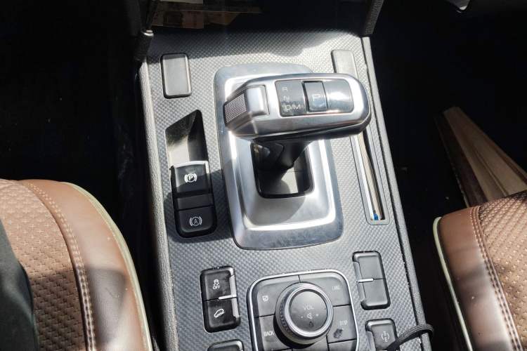 Used Haval H6 Coupe 2020 Smart Connect Version 1.5T Automatic Two-Wheel Drive Elite Model
