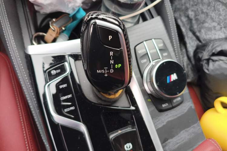 Used BMW 5 Series 2023 530Li Leading Model M Sport Package Gear Lever