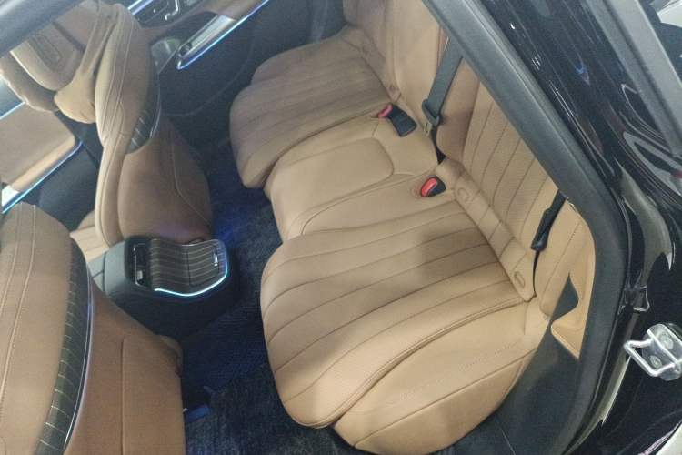 Used Mercedes-Benz E-Class 2024 E 300 L Luxury Model
