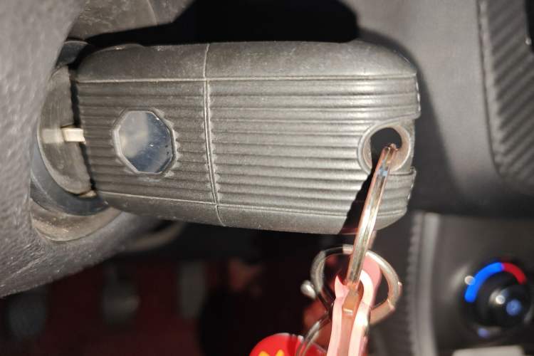 Used MG ZS 2017 1.5L Manual Deluxe Internet Edition