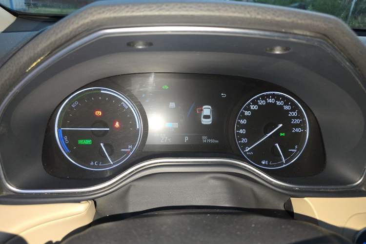 Used Toyota Avalon 2019 Dual-Engine 2.5L Luxury Edition China VI Standard