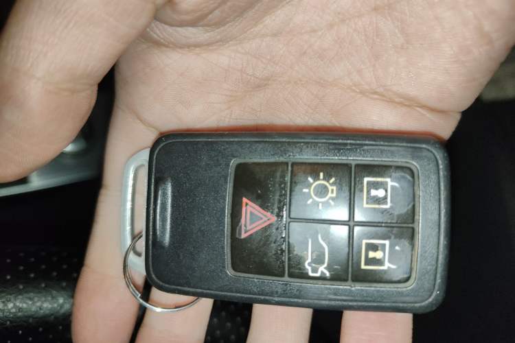 Used Volvo S60 2015 S60L 2.0T Zhiyuan Edition