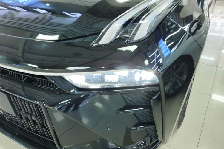 Used Lynk & Co 03 2023 2.0TD DCT JingPro
