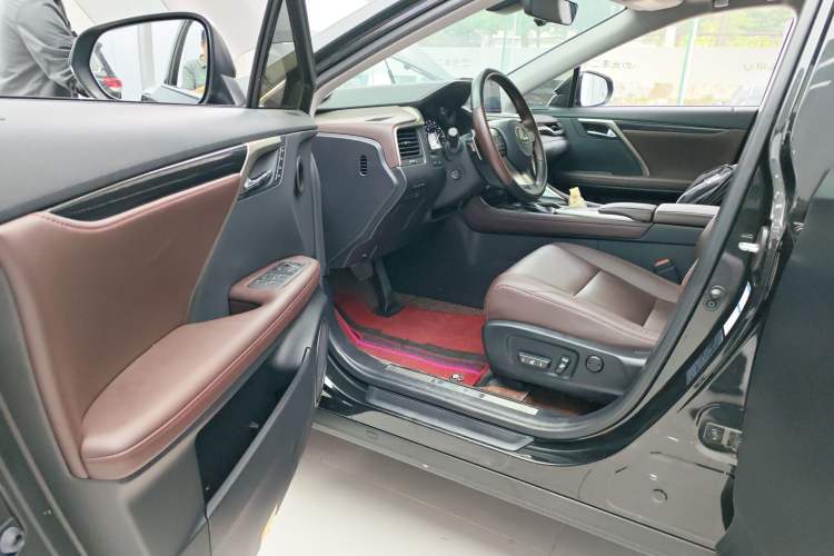 Used Lexus RX 2020 Facelifted 300 4x4 Elegant Edition
