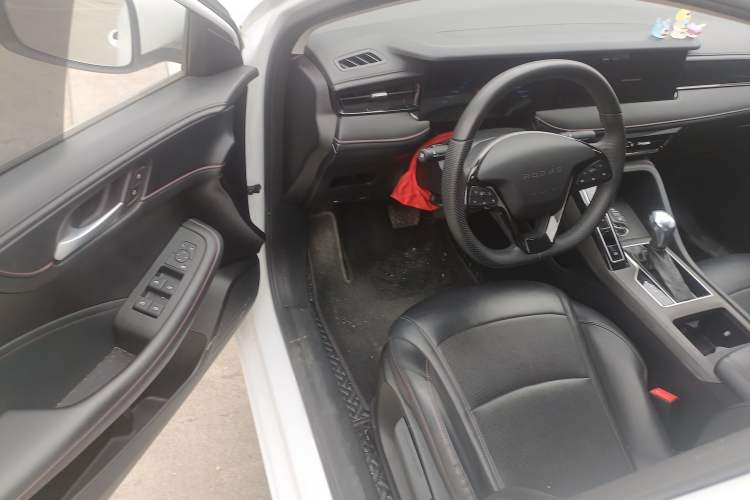 Used Roewe i5 2023 1.5L CVT Luxury Edition
