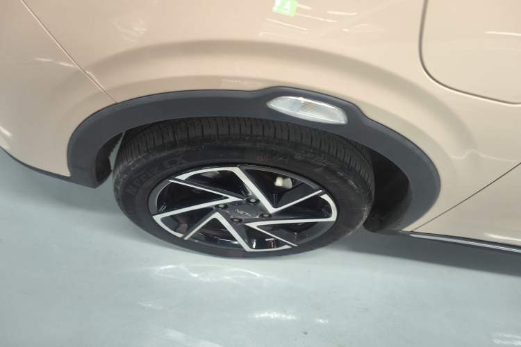 Used NETA AYA 2023 401 Lite Left Front Wheel Hub