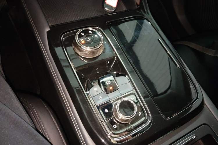 Used Ford Equator Sport 2023 EcoBoost 170 Prime Edition Gear Lever