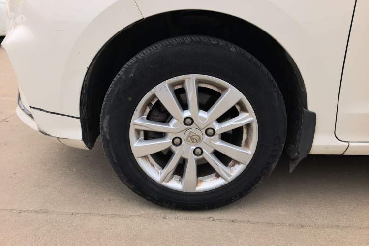 Used Baojun 360 2019 Revised Version 1.5L Manual Elite China VI Exterior 4