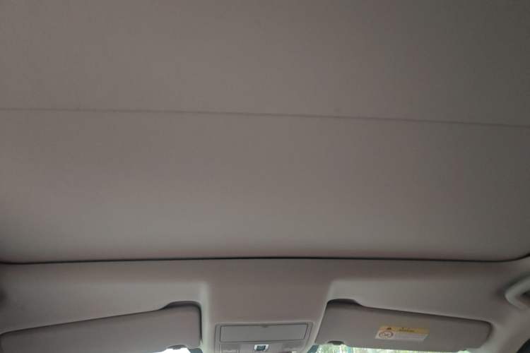 Used Land Rover Discovery Sport 2019 240 PS SE Version China V Standard Headliner