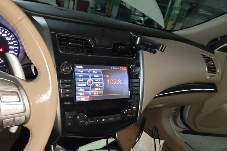 Used Nissan Teana 2013 2.5L XL Leading Edition Audio And AC Panel