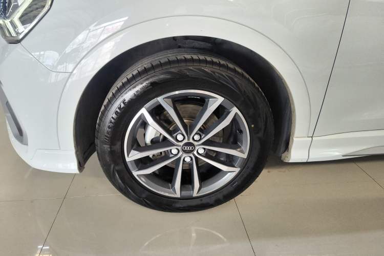 Used Audi Q3 2021 35 TFSI Progressive Dynamic Edition