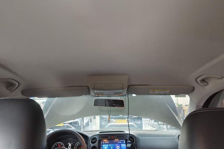 Used Volkswagen Tiguan L 2016 280TSI Automatic Two-Wheel-Drive Silk Road Style Edition