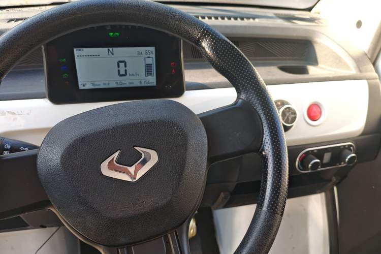 Used Neomor D01 2023 Van Standard Version