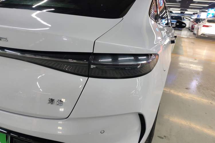 Used BYD Seal 2022 550 km Standard Range Rear-Wheel Drive Prestige Version
