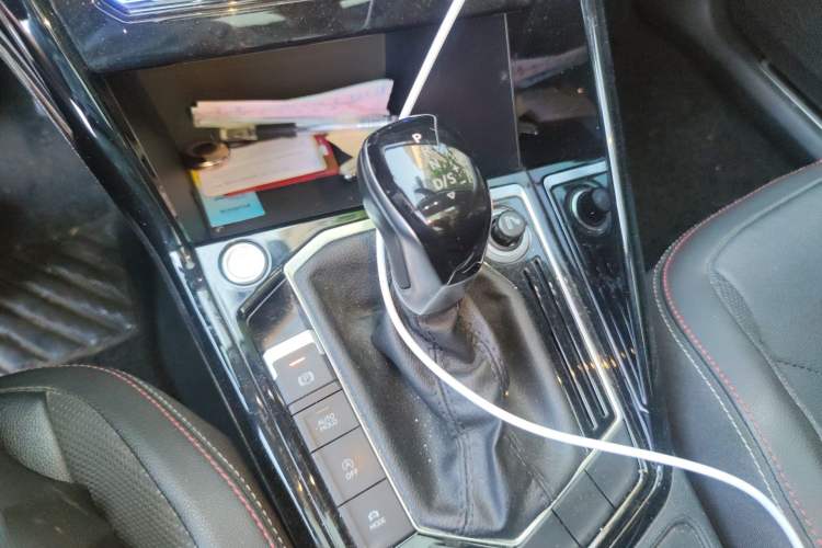 Used Volkswagen Tayron 2020 330TSI Two-Wheel Drive Luxury Smart Connectivity Version