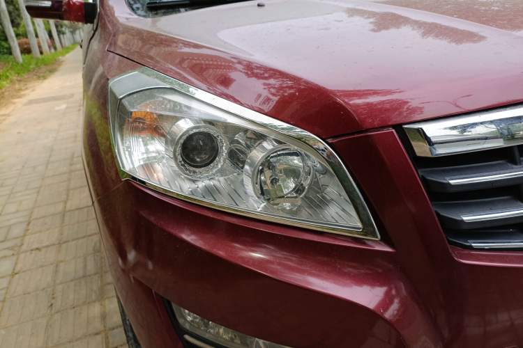 Used Jinbei Zhishang S30 2014 1.5L Manual Comfort Model Right Front Headlight