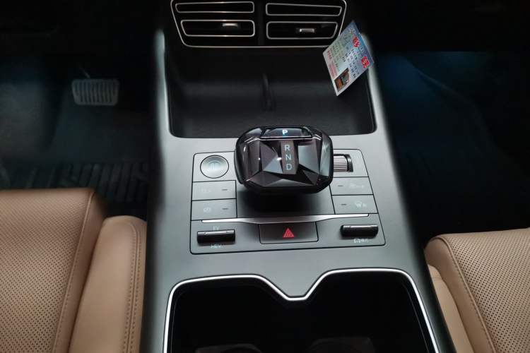 Used BYD Song Pro New Energy 2025 Second-Generation DM-i 115KM Overachiever Trim Gear Lever