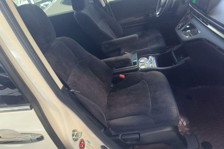 Used Honda Odyssey 2024 2.0L eHEV Sharp & Enjoy Edition