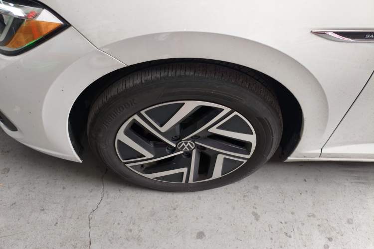 Used Volkswagen Sagitar 2023 200TSI DSG Excellence Edition Left Front Wheel Hub