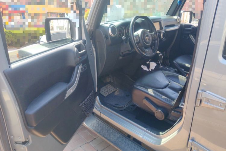 Used Jeep Wrangler 2015 3.0L Sahara Four-Door Comfort Edition