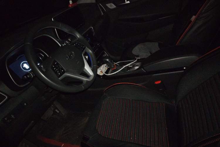 Used Hyundai Tucson 2020 280TGDi Two-Wheel-Drive GLS Fashion Edition China VI Standard