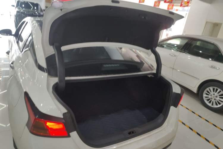 Used Nissan Teana 2021 2.0T XL Smart Upgrade Edition Trunk