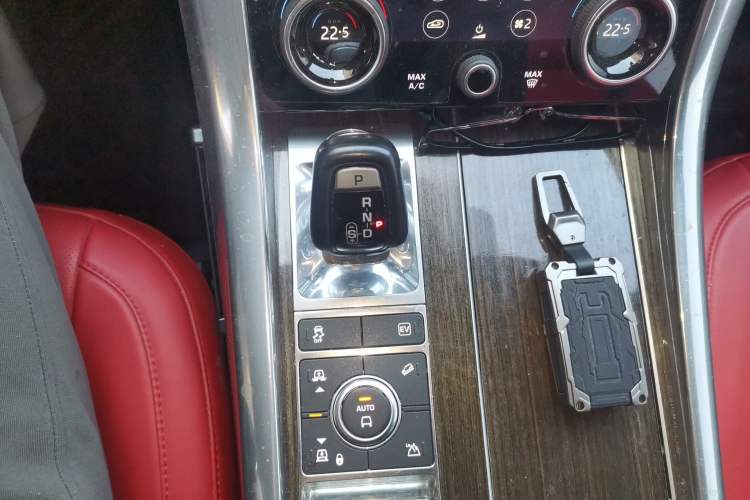 Used Land Rover Range Rover SportNew Energy 2018 P400e
