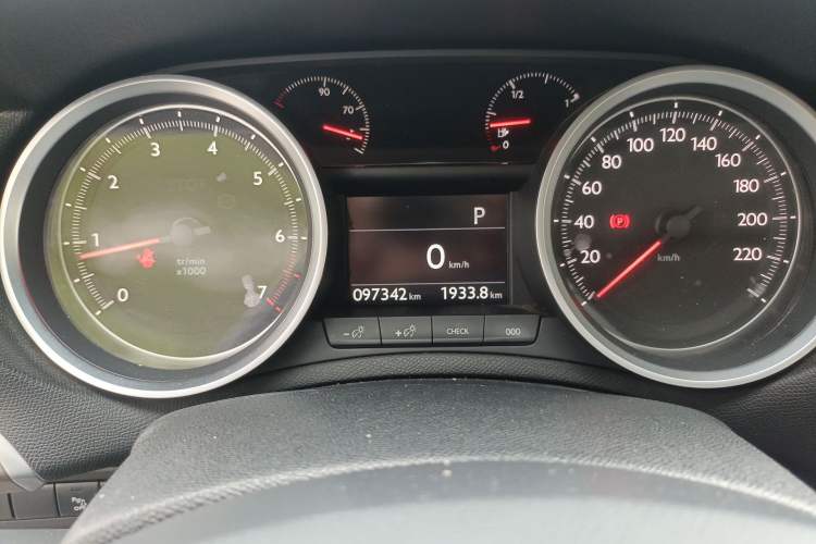Used Peugeot 408 2014 1.6T Automatic Prestige Edition Odometer Close Up