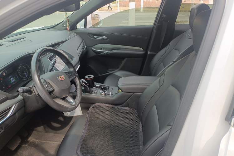 Used Cadillac XT4 2020 28T Two-Wheel-Drive Leading Version Left Front Seat