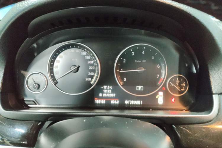 Used BMW 5 Series 2013 525Li Luxury Model