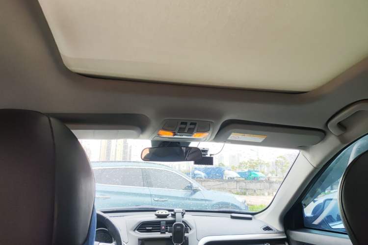 Used Bestune X80 2018 Live Edition 1.8T Automatic Luxury Model Headliner