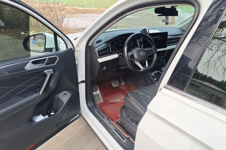 Used Volkswagen Tiguan L 2022 330TSI Automatic Two-Wheel Drive R-Line Enhanced Edition Driver Seat