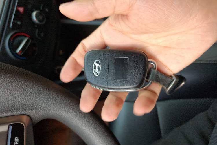 Used Hyundai Verna (new generation) 2016 1.4L Manual Cool Edition GLS