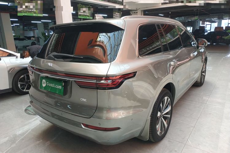 Used Li Auto ONE 2021 Extended-Range 6-Seater Version Rear Right 45 Deg