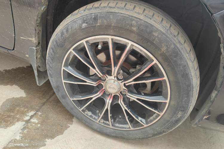 Used Toyota Vios 2017 1.5L CVT Innovation Edition Right Front Wheel Hub