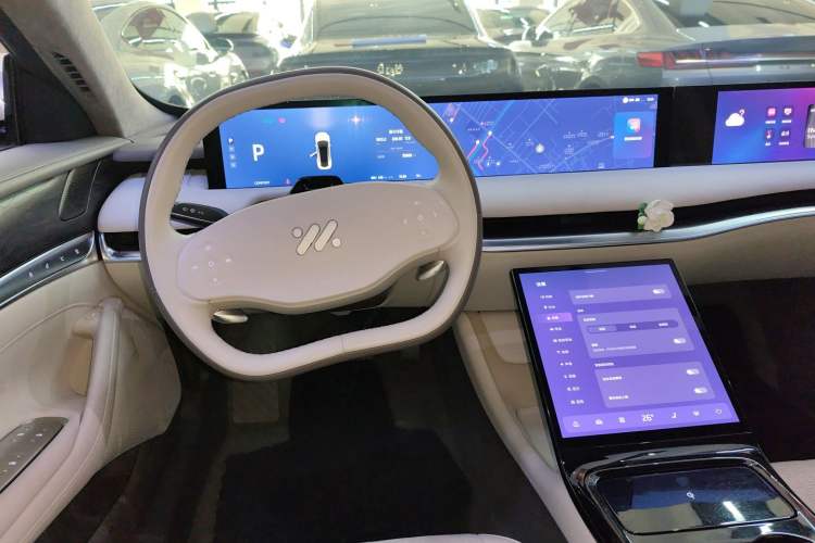 Used IM L7 2022 Dynamic Model