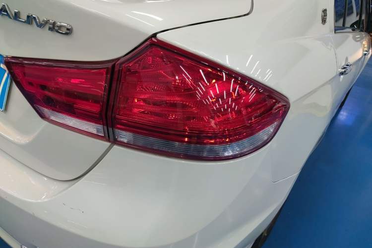 Used Suzuki Alivio 2015 1.6L Automatic Enjoyment Model