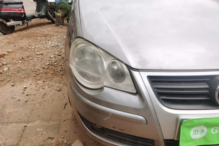 Used Volkswagen Polo 2009 Jingqu 1.4L Manual - Elegant Edition
