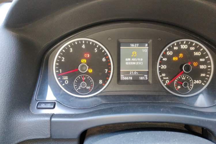 Used Volkswagen Tiguan 2013 1.8TSI Automatic Two-Wheel Drive Luxury Model Instrument Cluster