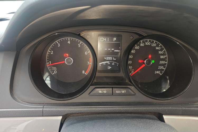 Used Volkswagen Gran Lavida 2017 1.6L Automatic Fashion Edition