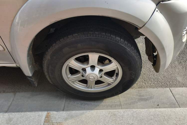 Used Great Wall Wingle 5 2013 2.8T European Version Two-Wheel Drive Elite Version Big Double-Cab GW2.8TC
