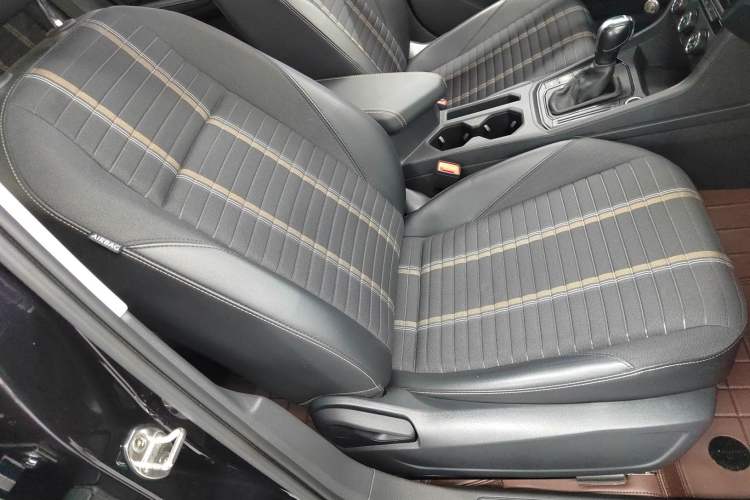 Used Volkswagen Lavida 2019 280TSI DSG Comfort Edition China VI standard Right Front Seat