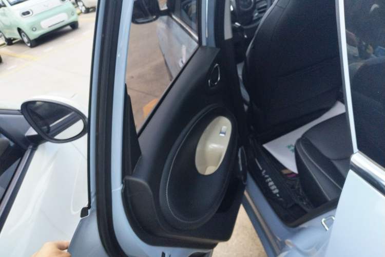 Used Wuling Bingo 2023 410 km Lingxi Deluxe Edition