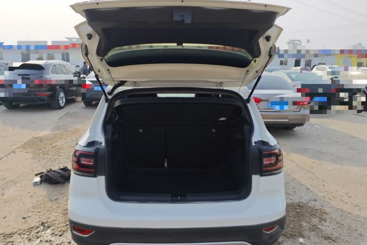 Used Volkswagen Tacqua 2021 200TSI DSG JoyConnect Edition