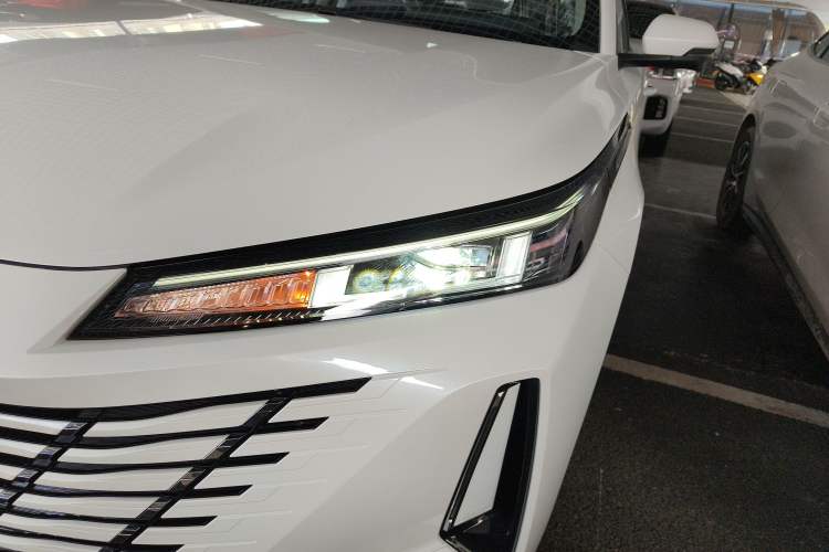 Used CHANGAN Eado PHEV 2025 Smart New Blue Whale 145KM Battleship Edition
